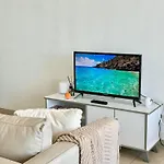 Mount Austin Homestay For 3Pax By Dsummer91 Homestay